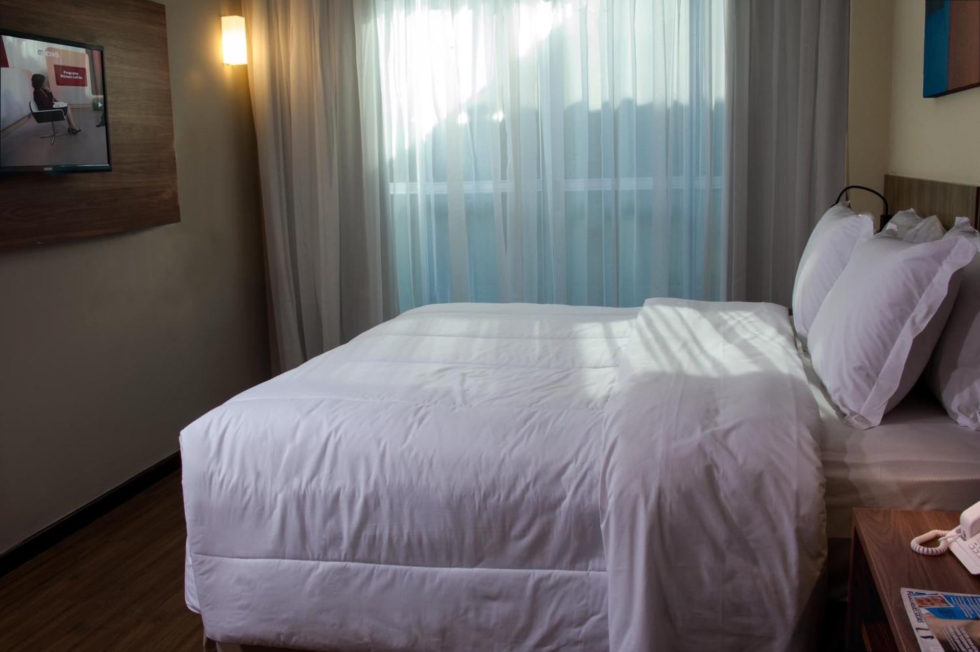 Bh Raja Hotel Belo Horizonte Rum bild